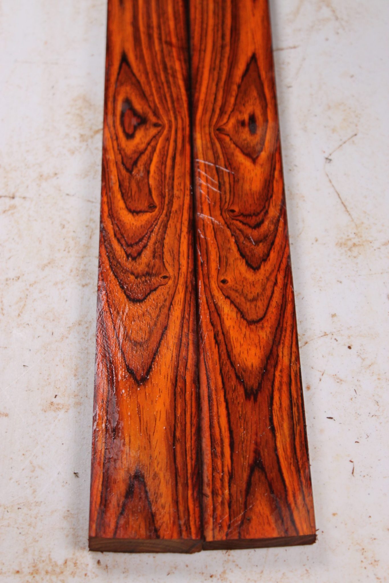 BOOKMATCHED COCOBOLO